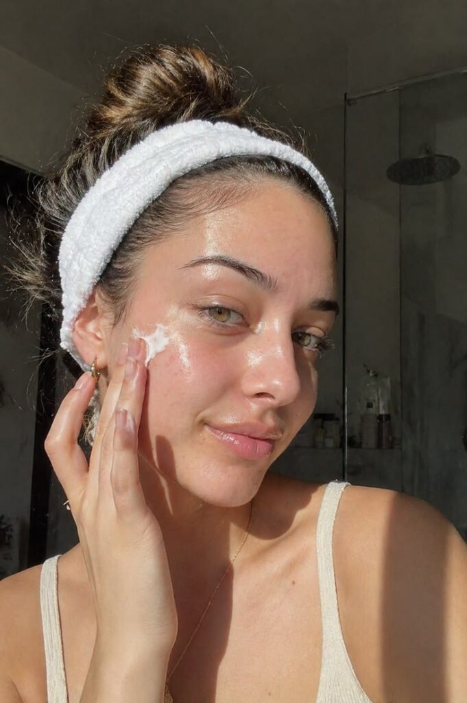 Morning vs. Night Skincare Routine